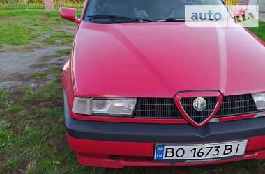 Седан Alfa Romeo 155 1993 в Чорткові