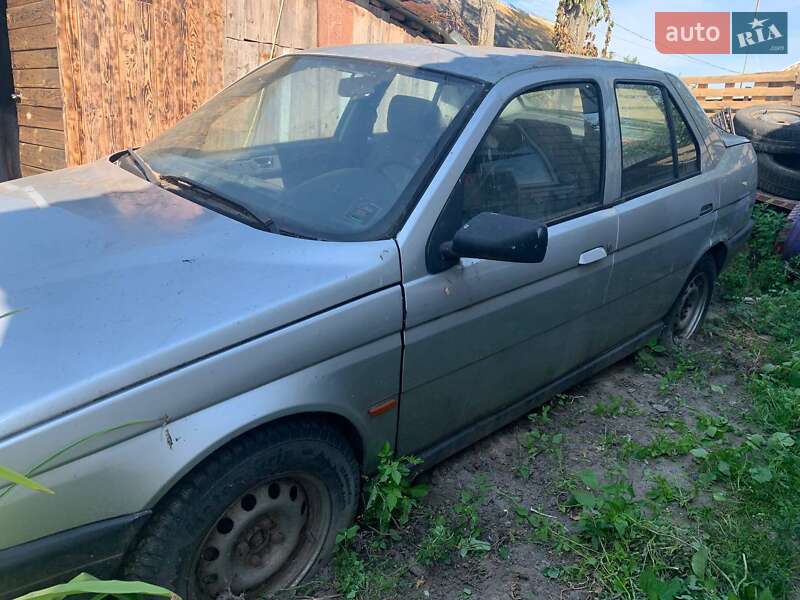 Седан Alfa Romeo 155 1994 в Києві