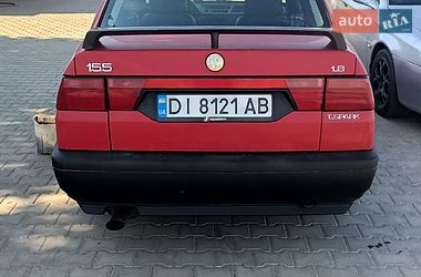 Седан Alfa Romeo 155 1992 в Чорноморську