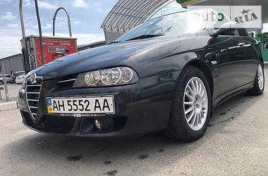 Седан Alfa Romeo 156 2004 в Киеве