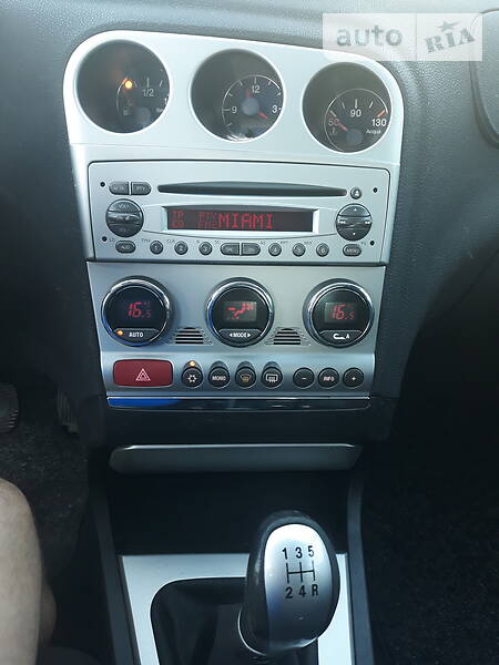 Седан Alfa Romeo 156 2003 в Киеве
