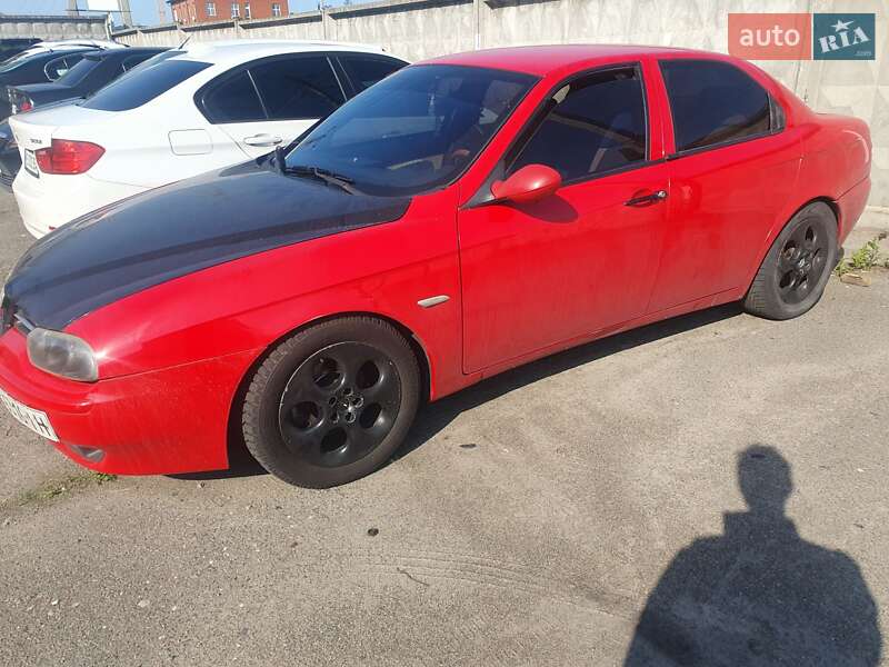 Седан Alfa Romeo 156 1998 в Святопетровское