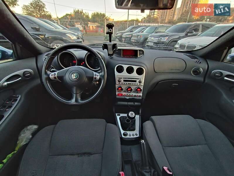 Седан Alfa Romeo 156 2002 в Харкові