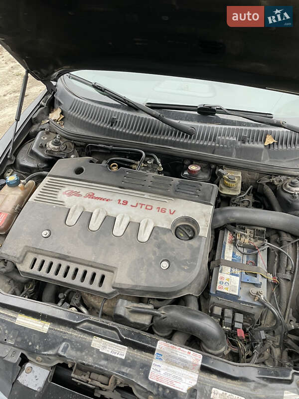 Универсал Alfa Romeo 156 2004 в Киеве