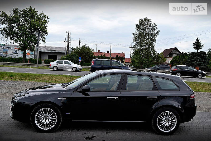 Универсал Alfa Romeo 159 2011 в Львове