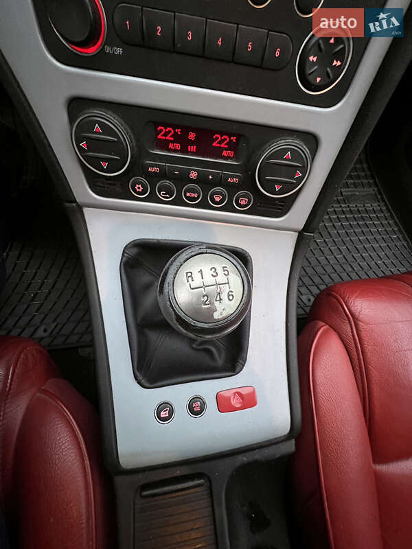 Седан Alfa Romeo 159 2006 в Львове