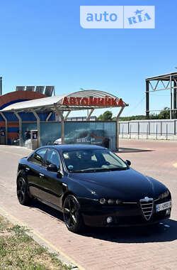 Седан Alfa Romeo 159 2006 в Києві