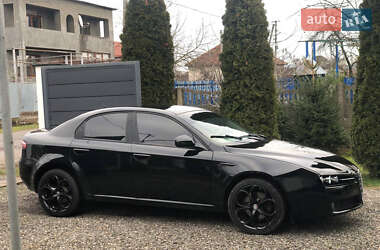 Седан Alfa Romeo 159 2007 в Іршаві