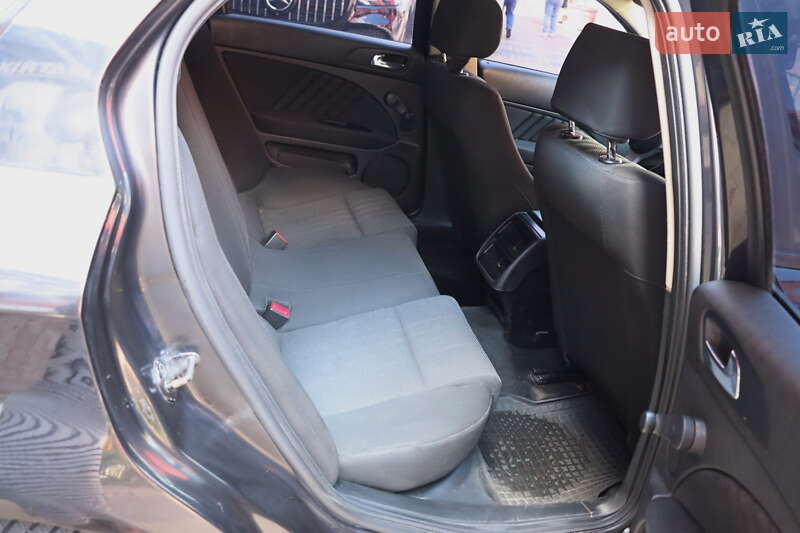 Седан Alfa Romeo 159 2006 в Львове