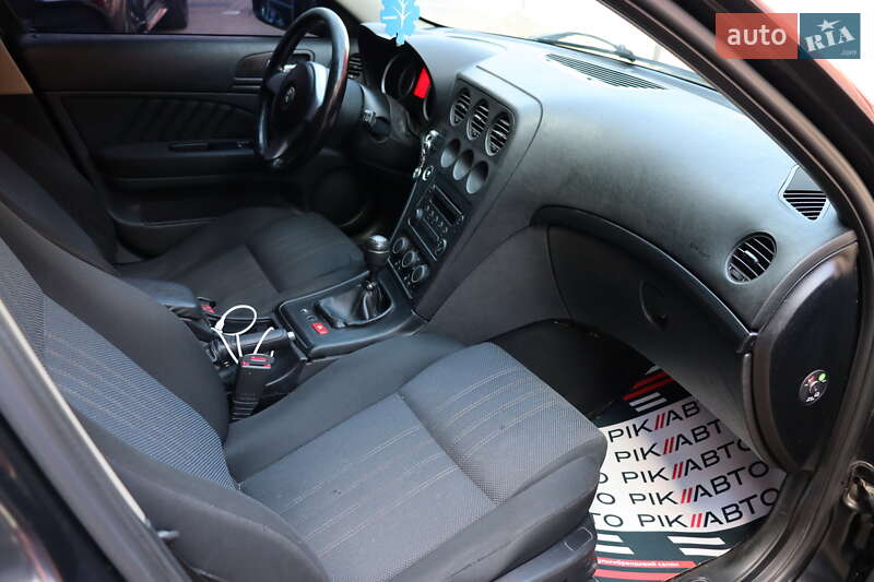 Седан Alfa Romeo 159 2006 в Львове