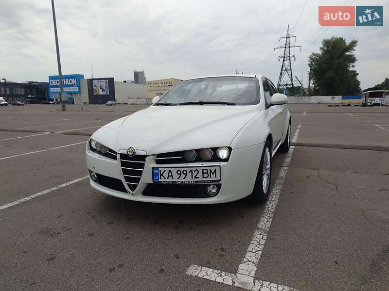 Alfa Romeo 159 2011