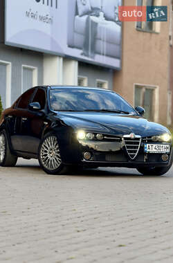 Седан Alfa Romeo 159 2005 в Коломые