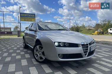 Седан Alfa Romeo 159 2006 в Тячеві