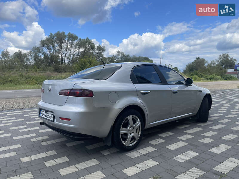 Седан Alfa Romeo 159 2006 в Тячеве фото 7 Седан Alfa Romeo 159 2006 в Тячеве