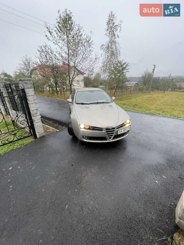 Седан Alfa Romeo 159 2006 в Івано-Франківську