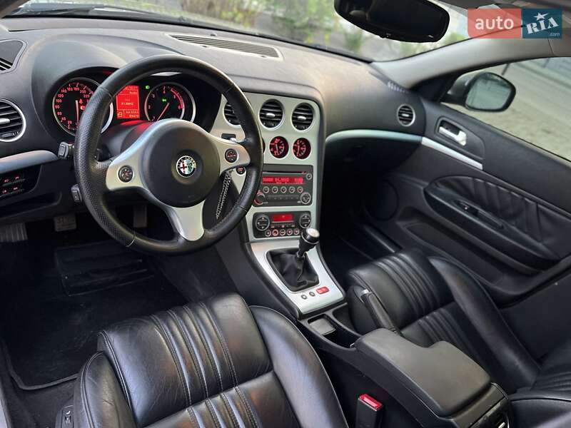 Седан Alfa Romeo 159 2007 в Львове