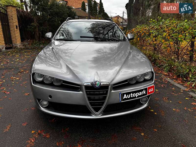 Универсал Alfa Romeo 159 2006 в Киеве
