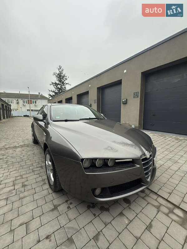 Седан Alfa Romeo 159 2007 в Каменец-Подольском