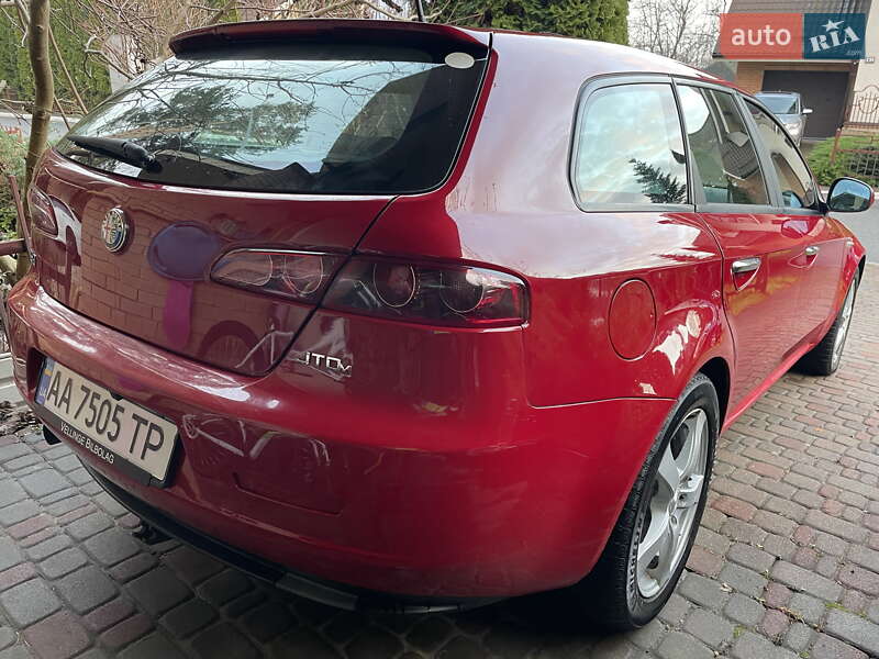 Універсал Alfa Romeo 159 2010 в Києві