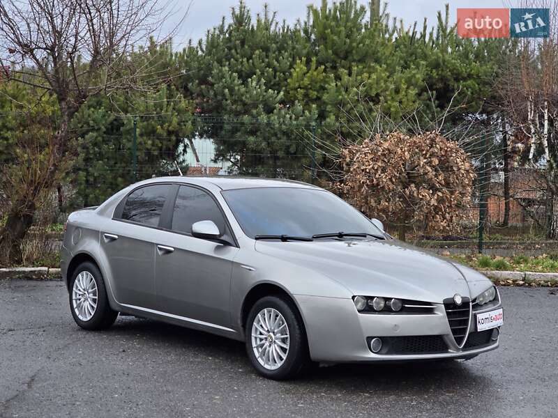 Седан Alfa Romeo 159 2006 в Хмельницькому