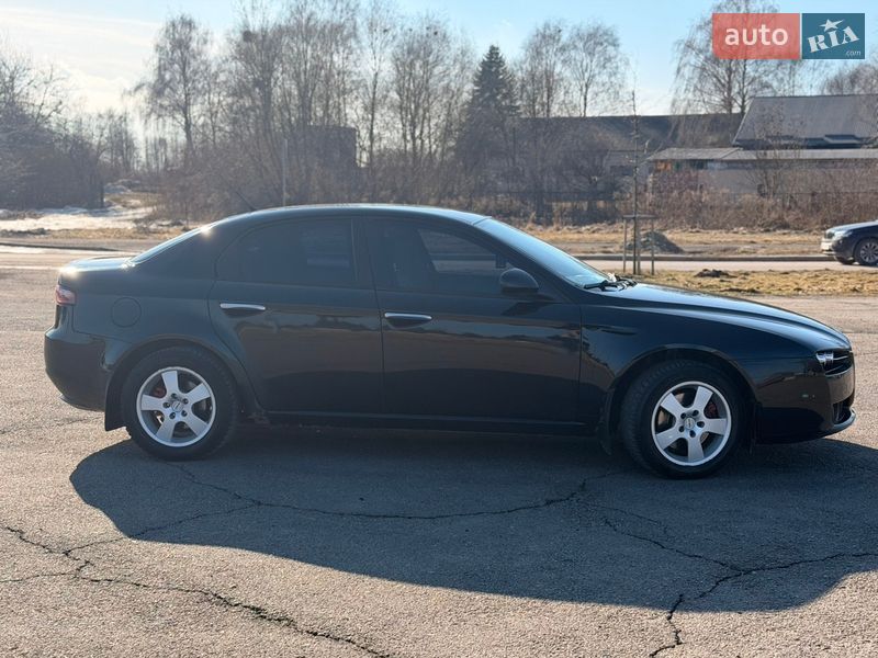 Седан Alfa Romeo 159 2006 в Трускавце