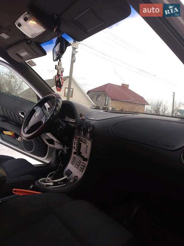 Седан Alfa Romeo 166 1999 в Черновцах