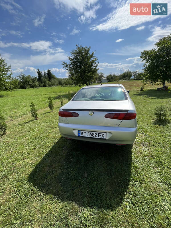Седан Alfa Romeo 166 2000 в Косові