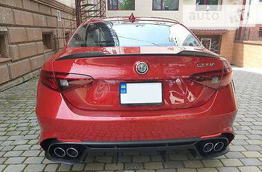 Седан Alfa Romeo Giulia 2017 в 