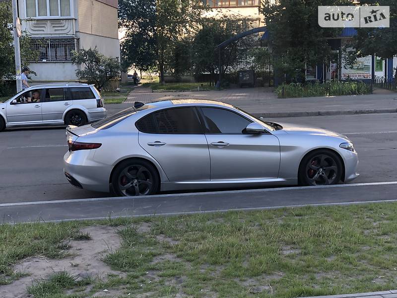 Седан Alfa Romeo Giulia 2017 в Києві