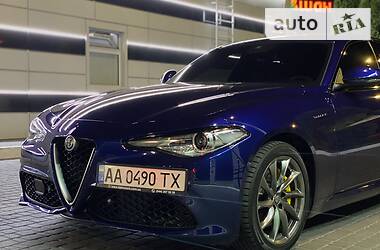 Седан Alfa Romeo Giulia 2017 в Києві