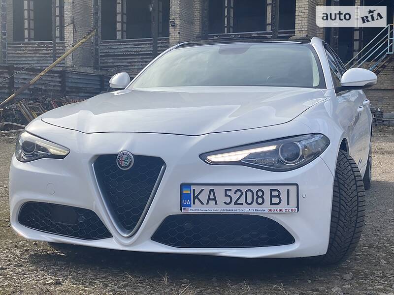 Седан Alfa Romeo Giulia 2017 в Києві