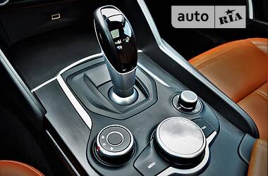 Седан Alfa Romeo Giulia 2017 в 