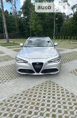 Седан Alfa Romeo Giulia 2017 в Харькове