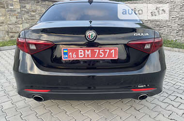 Седан Alfa Romeo Giulia 2017 в Снятині