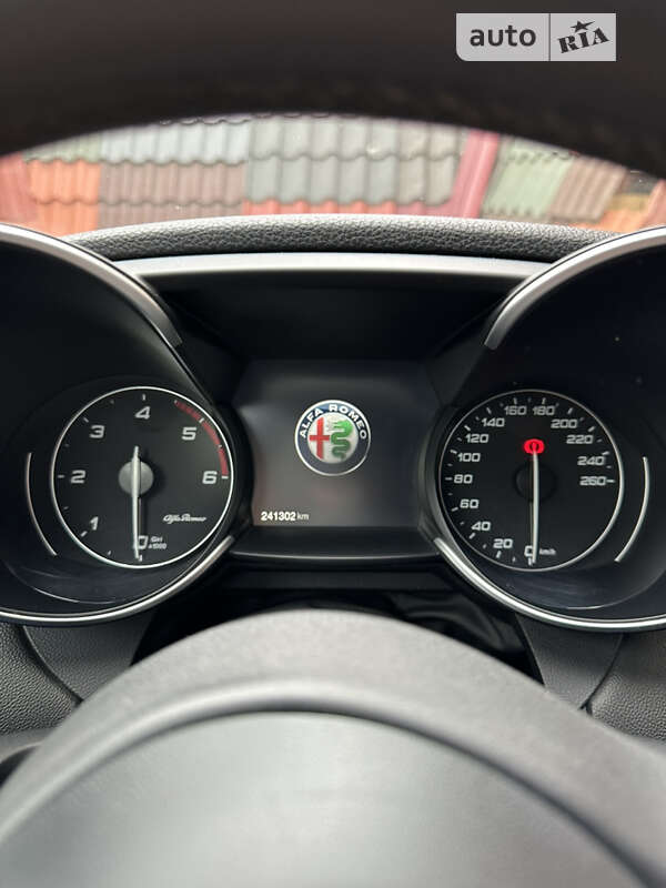 Седан Alfa Romeo Giulia 2016 в Одессе