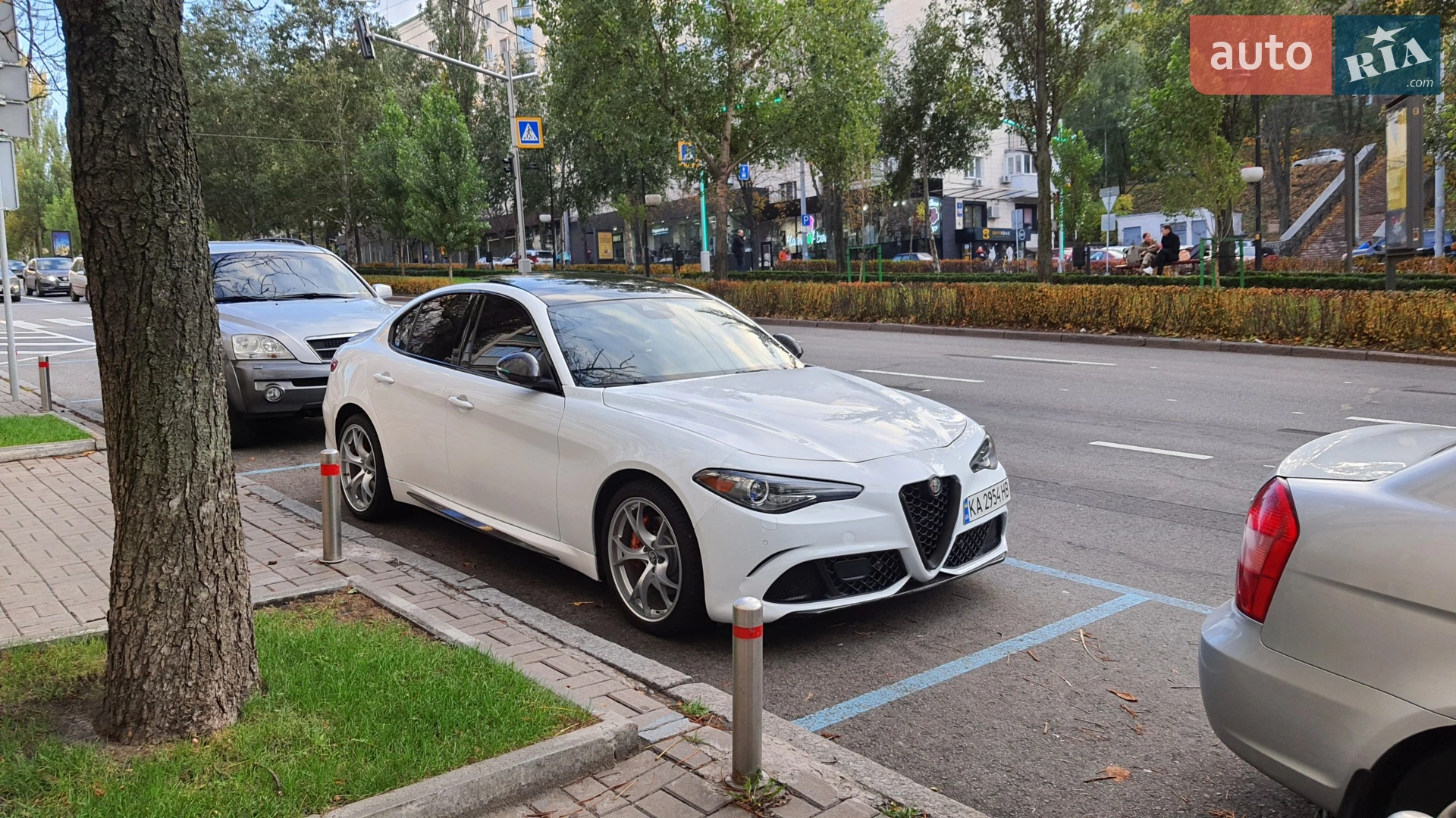 2017 Alfa Romeo Giulia - мініатюра 29