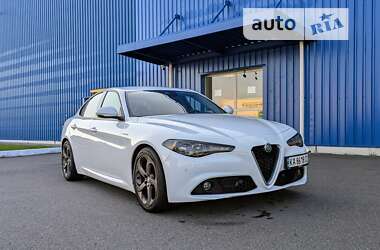 Седан Alfa Romeo Giulia 2016 в Киеве