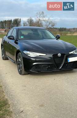 Седан Alfa Romeo Giulia 2017 в Чернівцях