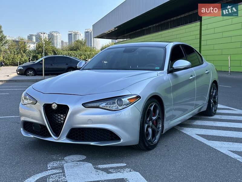 Седан Alfa Romeo Giulia 2017 в Харкові