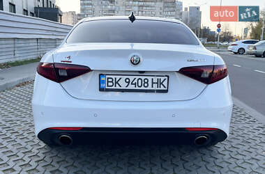Седан Alfa Romeo Giulia 2017 в 