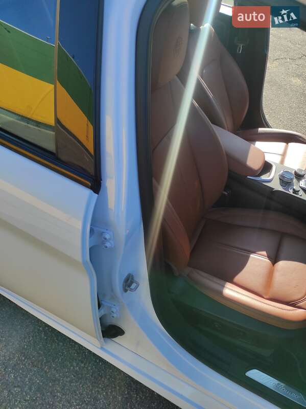 Седан Alfa Romeo Giulia 2022 в Кропивницком