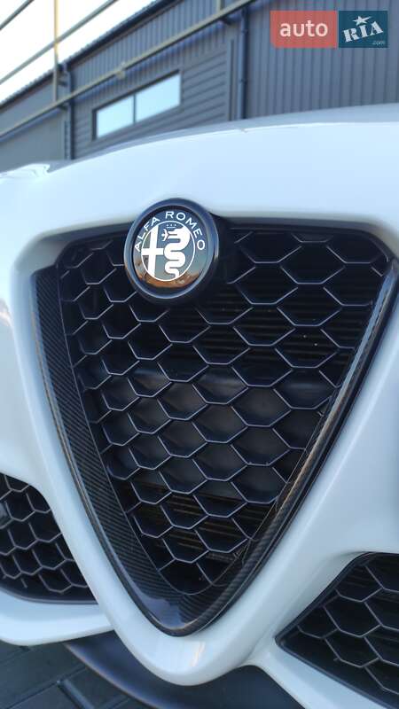 Седан Alfa Romeo Giulia 2022 в Кропивницком