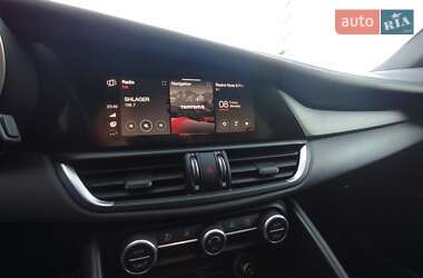 Седан Alfa Romeo Giulia 2022 в 