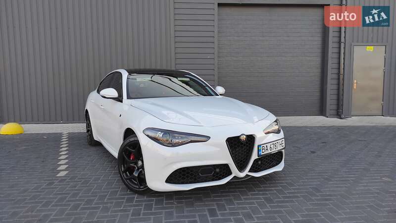 Седан Alfa Romeo Giulia 2022 в Кропивницком