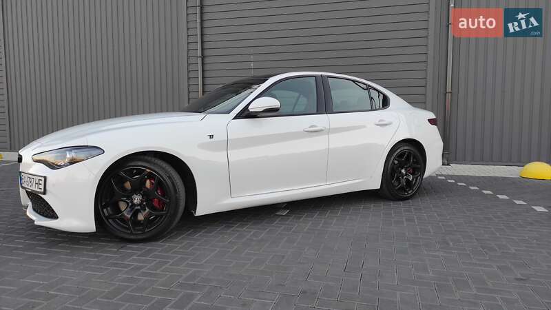 Седан Alfa Romeo Giulia 2022 в Кропивницком