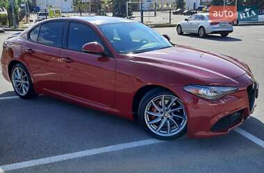 Седан Alfa Romeo Giulia 2021 в 