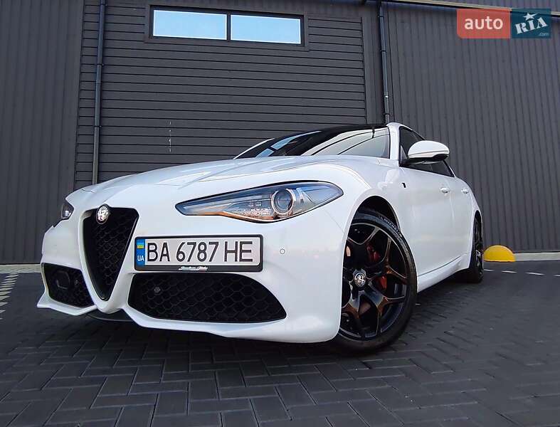 Седан Alfa Romeo Giulia 2022 в Кропивницком