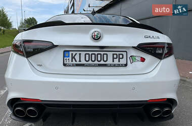 Седан Alfa Romeo Giulia 2017 в 