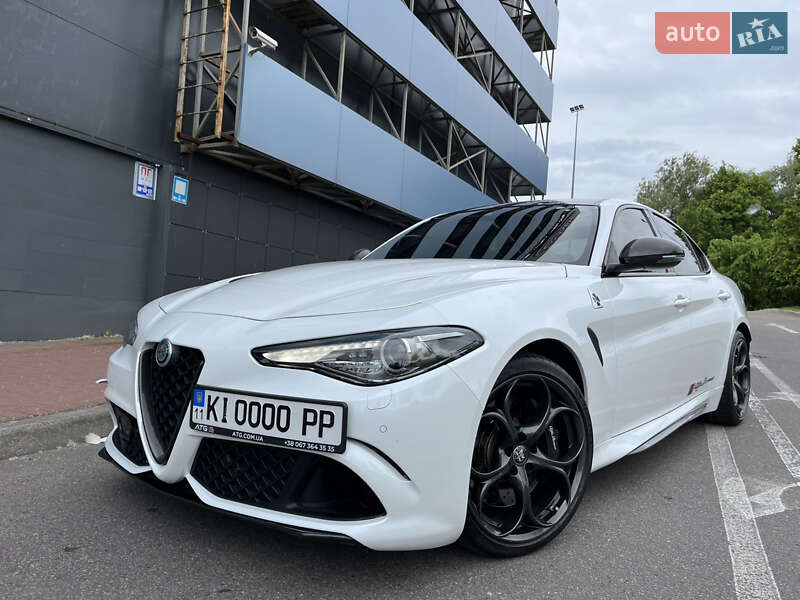 Alfa Romeo Giulia 2017
