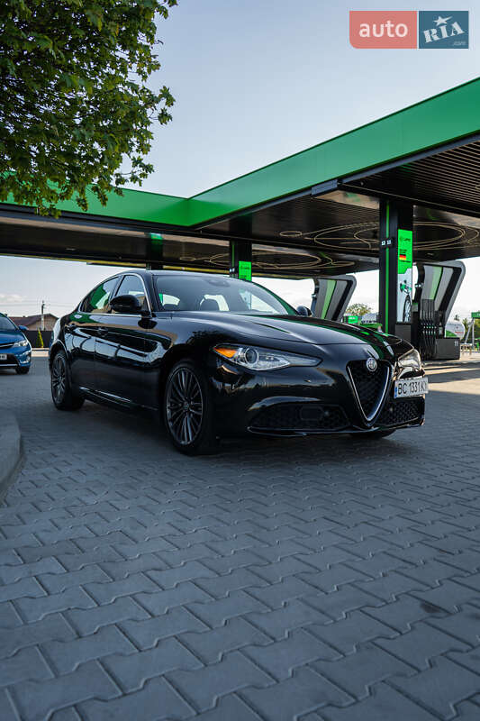 Седан Alfa Romeo Giulia 2016 в Львові